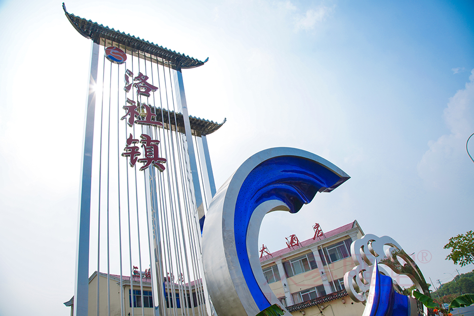 維護時如何確保精神堡壘的照明效果?