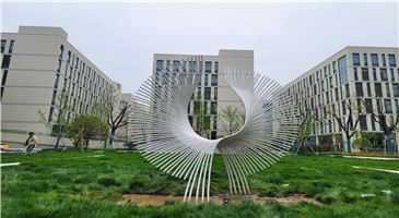 玻璃鋼雕塑的用途非常廣泛,主要體現在在哪些?